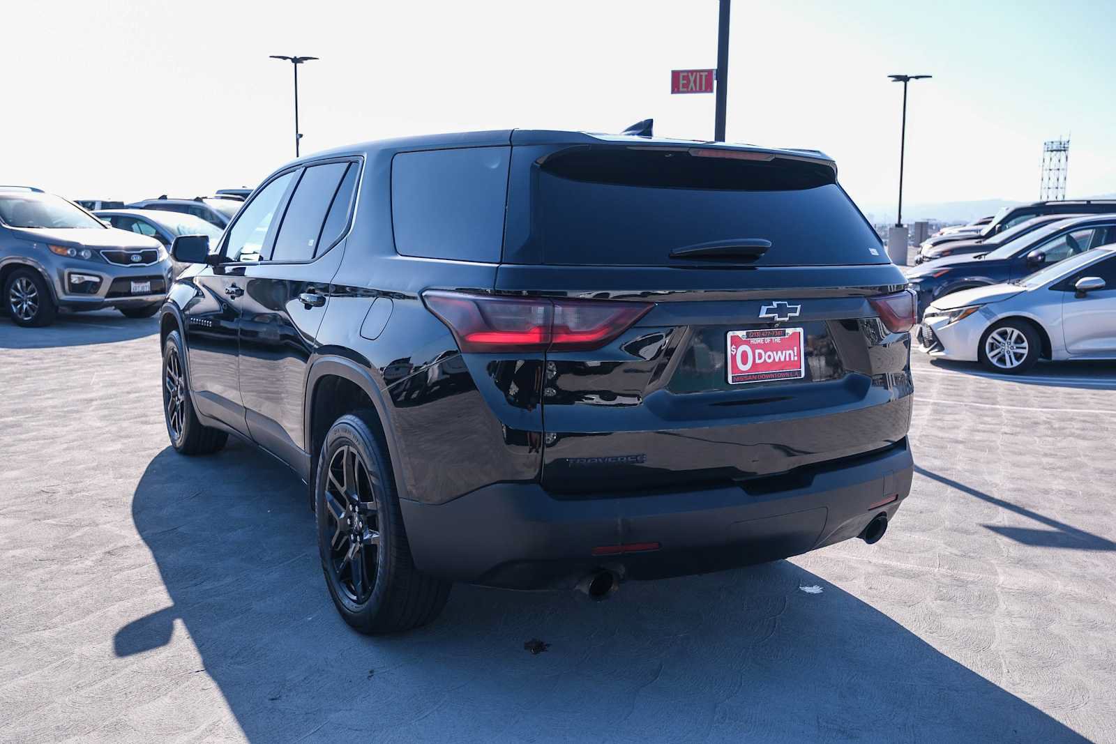 Used 2020 Chevrolet Traverse LS w/ LPO, Black Accent Package FWD image 6