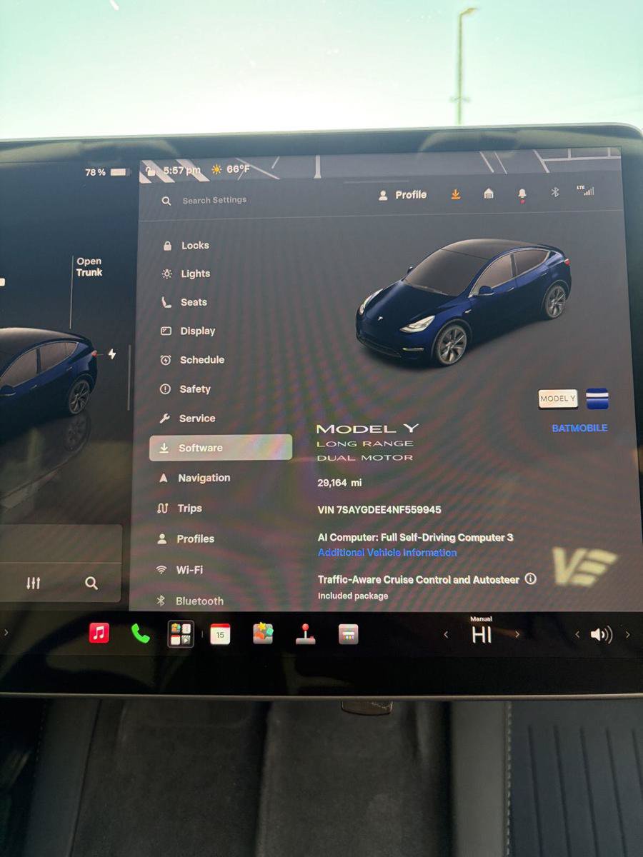 Used 2022 Tesla Model Y Long Range AWD/4WD image 10