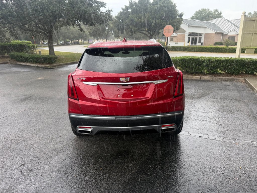Used 2024 Cadillac XT5 Premium Luxury w/ Technology Package FWD image 9