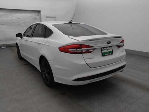 Used 2018 Ford Fusion SE w/ Equipment Group 201A image 5
