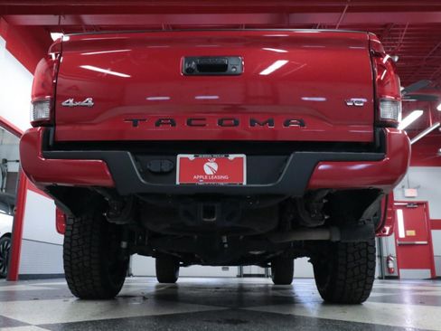 Used 2023 Toyota Tacoma SR AWD/4WD image 30