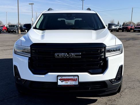 Used 2023 GMC Acadia SLT w/ Elevation Edition image 8