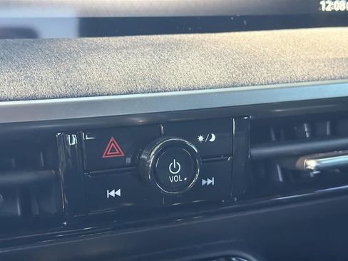 New 2026 Nissan Kicks SV image 24