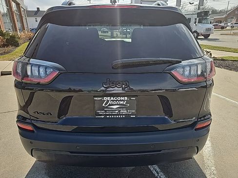 Certified 2023 Jeep Cherokee Altitude Lux image 9