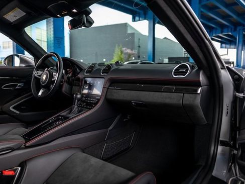 Certified 2024 Porsche 718 Cayman GTS image 30