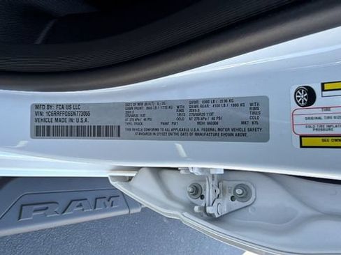 Used 2025 RAM 1500 Big Horn AWD/4WD image 35
