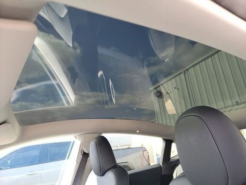 Used 2023 Tesla Model Y Long Range image 10