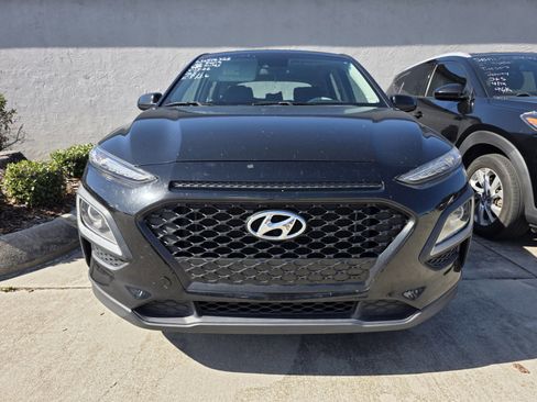 Used 2020 Hyundai Kona SE image 2
