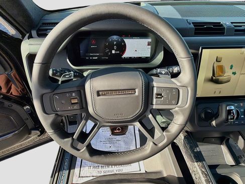 New 2026 Land Rover Defender 110 OCTA AWD/4WD image 40