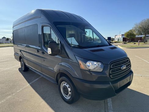 Used 2019 Ford Transit 250 148 High Roof Extended image 3