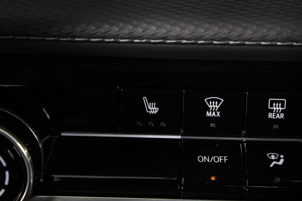Used 2026 Chevrolet Equinox LT FWD image 24