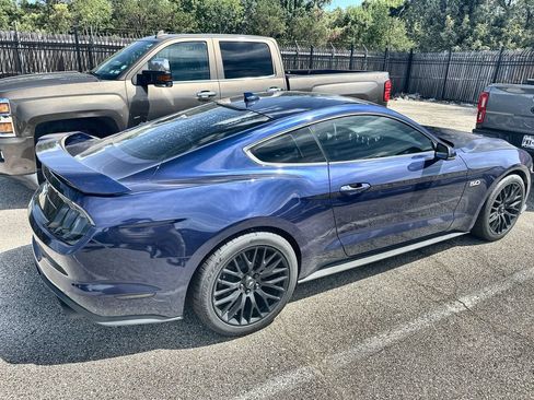 Used 2020 Ford Mustang GT Premium w/ GT Performance Package RWD image 8