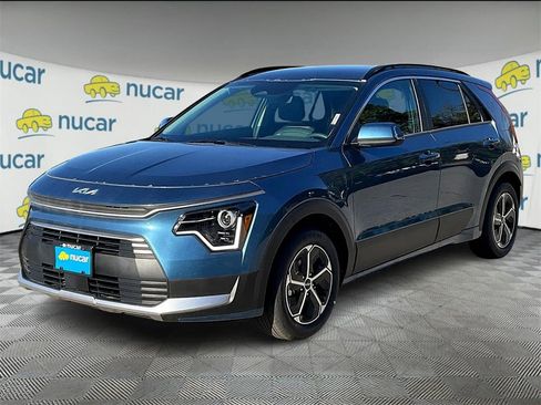 New 2025 Kia Niro EX image 4