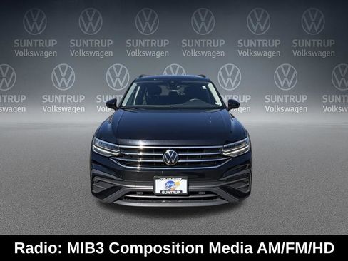 Used 2024 Volkswagen Tiguan S image 9
