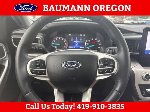 Used 2023 Ford Explorer XLT w/ Equipment Group 202A AWD/4WD image 23