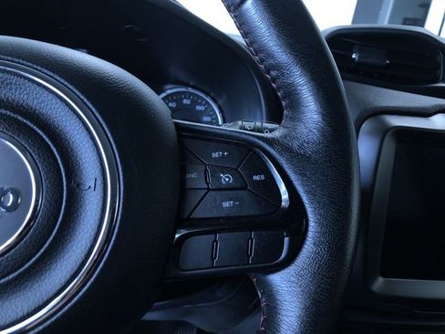 Used 2022 Jeep Renegade Trailhawk w/ Trailer Tow Group image 28