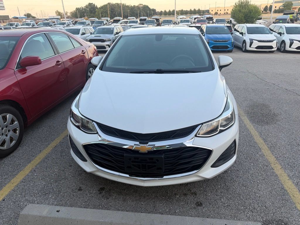 Used 2019 Chevrolet Cruze Sedan FWD image 8