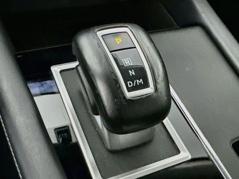 Used 2024 Mitsubishi Outlander SE FWD image 25