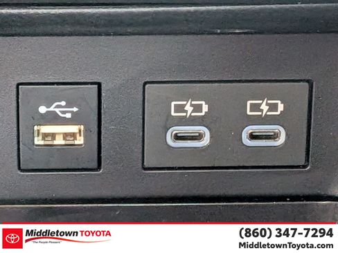 Certified 2025 Toyota Camry SE AWD/4WD image 24