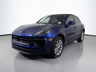 Used 2024 Porsche Macan AWD/4WD video 1