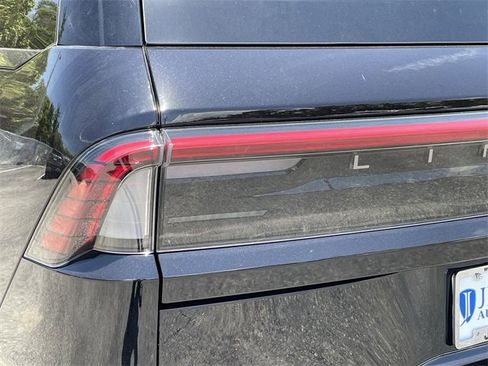 New 2025 Lincoln Navigator Reserve w/ Jet Appearance Package image 8