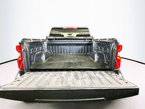 Used 2021 Chevrolet Silverado 1500 Custom image 26