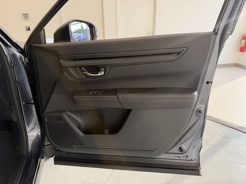 Used 2026 Honda CR-V LX image 30