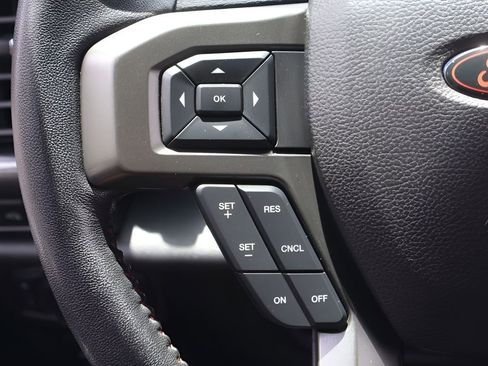 Used 2018 Ford F150 Lariat w/ Equipment Group 502A Luxury RWD image 18
