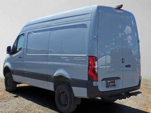 Used 2026 Mercedes-Benz Sprinter 2500 image 5