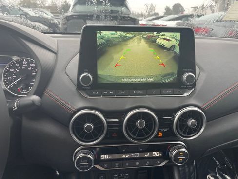 Certified 2025 Nissan Sentra SR w/ Midnight Edition image 23