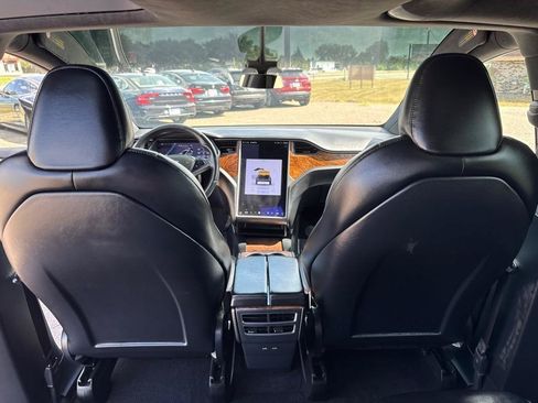 Used 2020 Tesla Model X AWD/4WD image 21