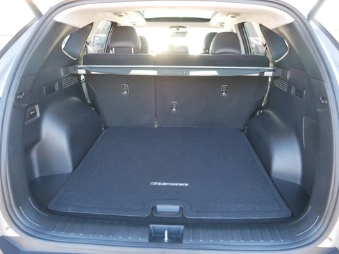 Certified 2023 Hyundai Tucson Limited image 18