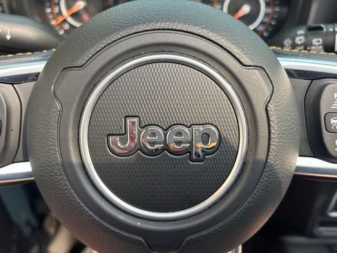 Used 2024 Jeep Wrangler Unlimited Sahara w/ Safety Group AWD/4WD image 20