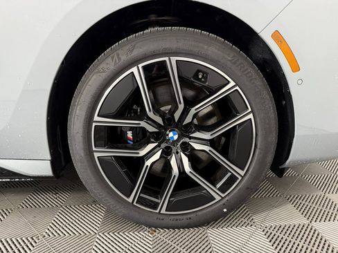 New 2025 BMW 760i xDrive w/ Executive Package image 27