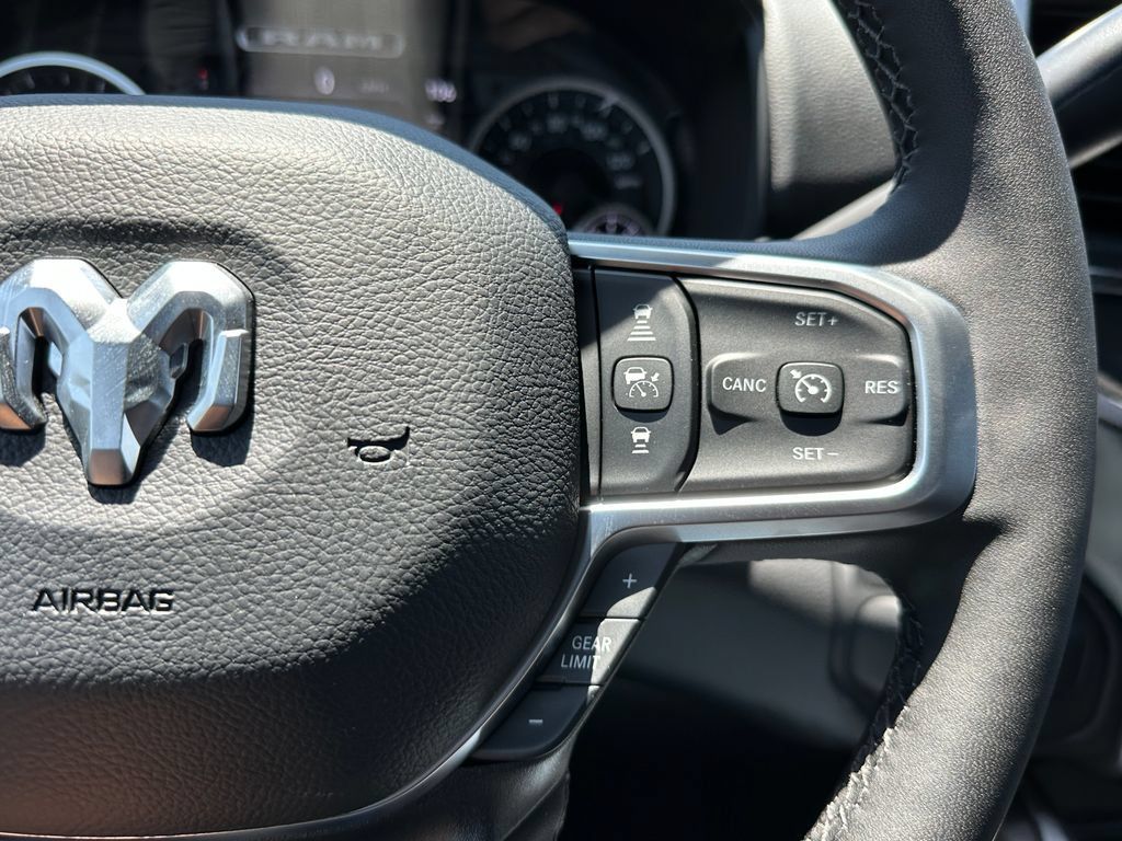 New 2026 RAM 3500 Big Horn AWD/4WD image 20