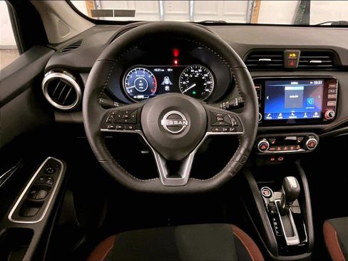 Used 2024 Nissan Versa SR w/ Trunk Package FWD image 5