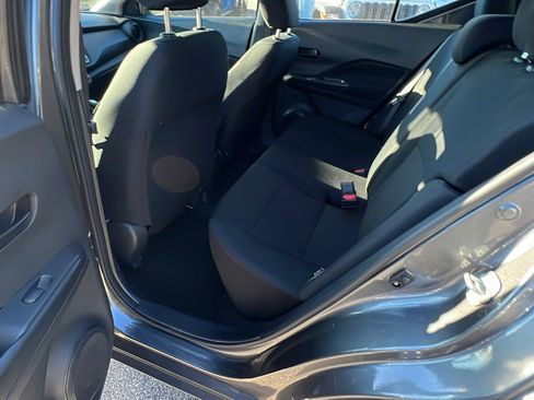 Used 2024 Nissan Kicks S image 23