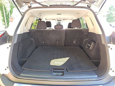 Certified 2023 Nissan Rogue SV AWD/4WD image 29