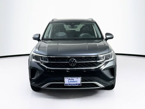 Used 2023 Volkswagen Taos SEL image 2