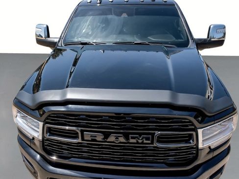 Used 2024 RAM 3500 Limited AWD/4WD image 46