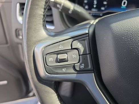 Used 2022 Chevrolet Tahoe Z71 w/ Luxury Package image 20