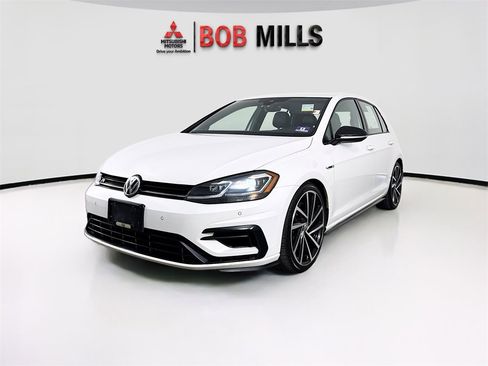 Used 2019 Volkswagen Golf R 4-Door image 3
