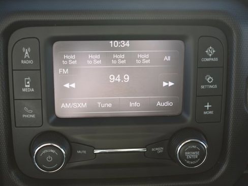 Used 2020 Jeep Gladiator Sport image 20