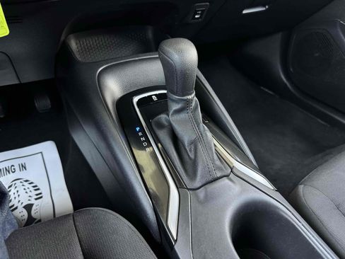 Used 2023 Toyota Corolla LE image 11