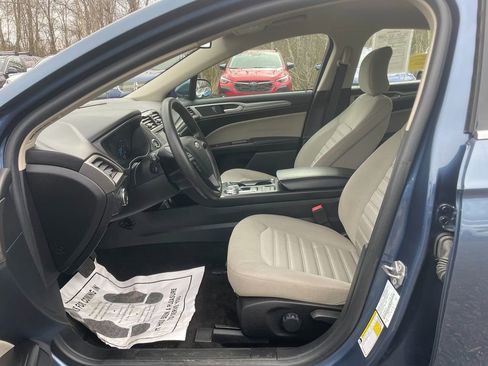 Used 2019 Ford Fusion S FWD image 11