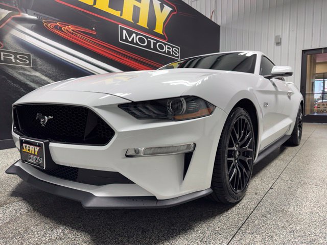 Used 2019 Ford Mustang GT Premium w/ GT Performance Package RWD image 2