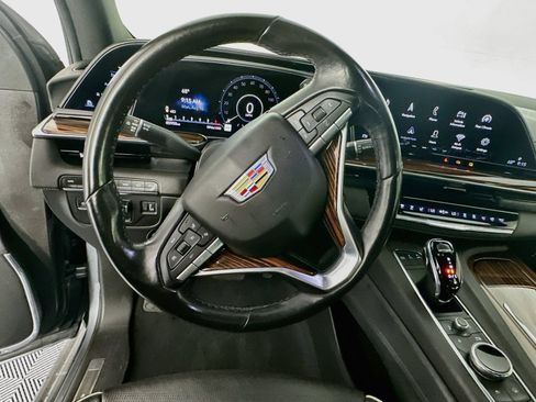 Used 2021 Cadillac Escalade ESV Premium Luxury w/ Driver Assist Tech Package AWD/4WD image 11