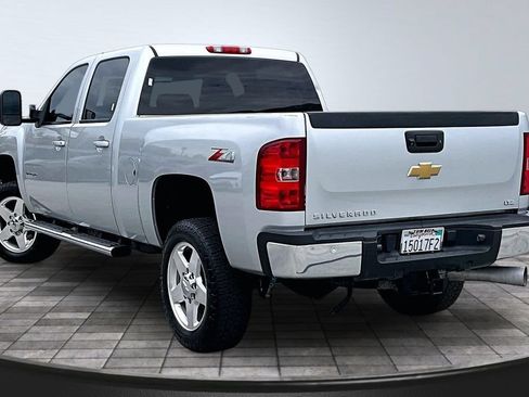 Used 2013 Chevrolet Silverado 2500 LTZ w/ LTZ Plus Package AWD/4WD image 21