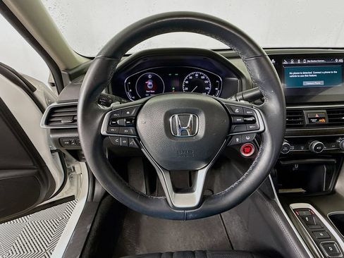 Used 2019 Honda Accord Touring image 11