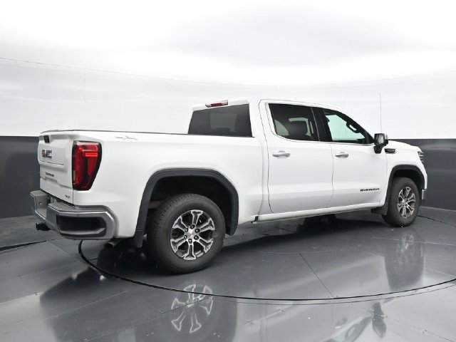 Used 2025 GMC Sierra 1500 SLT AWD/4WD image 2